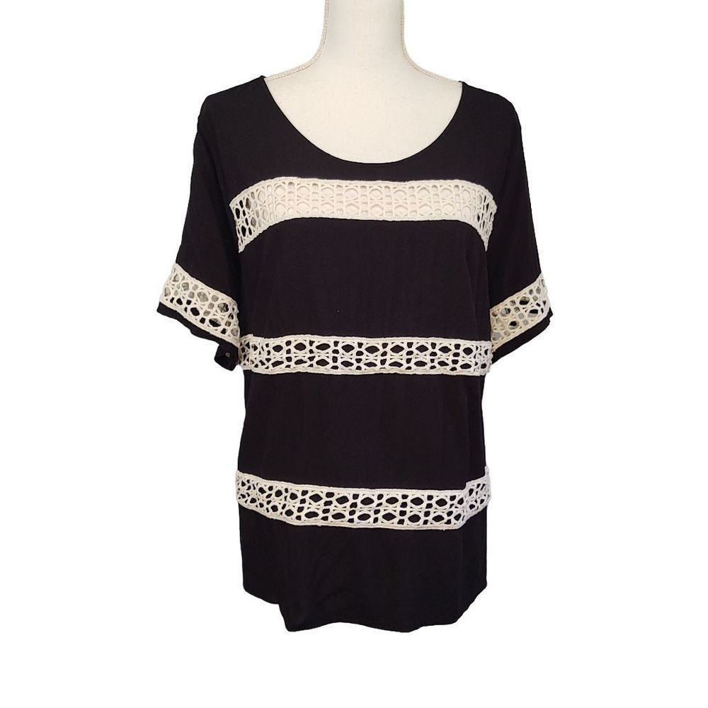 Lane Bryant Black Short Sleeve Top with Ivory Open Lace Stripes 22/24